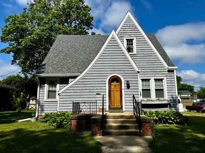 201 S Jackson St, Clinton, IL, 61727