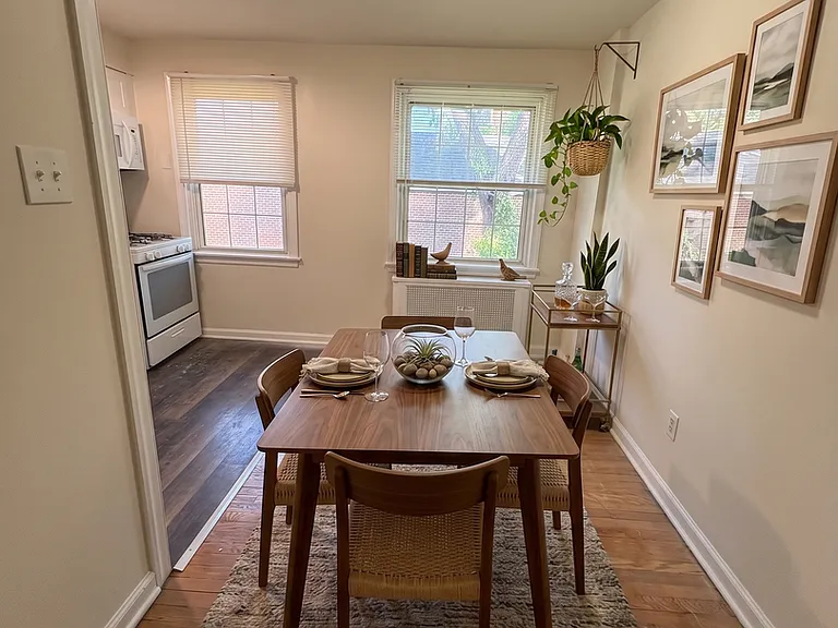 Jericho Manor Apartments — Photo 60