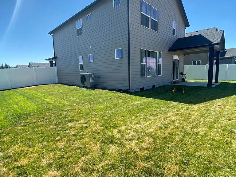 8920 W Caelen Ave — Photo 16