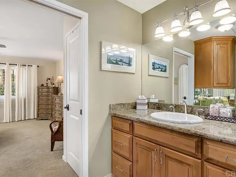 2039 Lemon Ave — Photo 23
