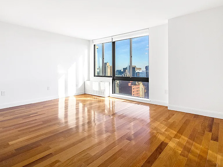 290 3rd Ave #23D — Photo 4