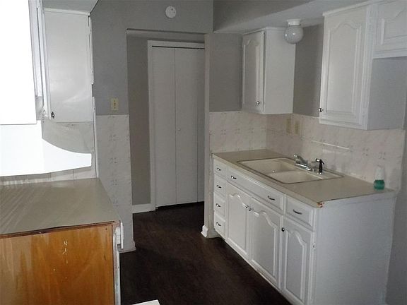 5th image of 4333 Chestnut Dr