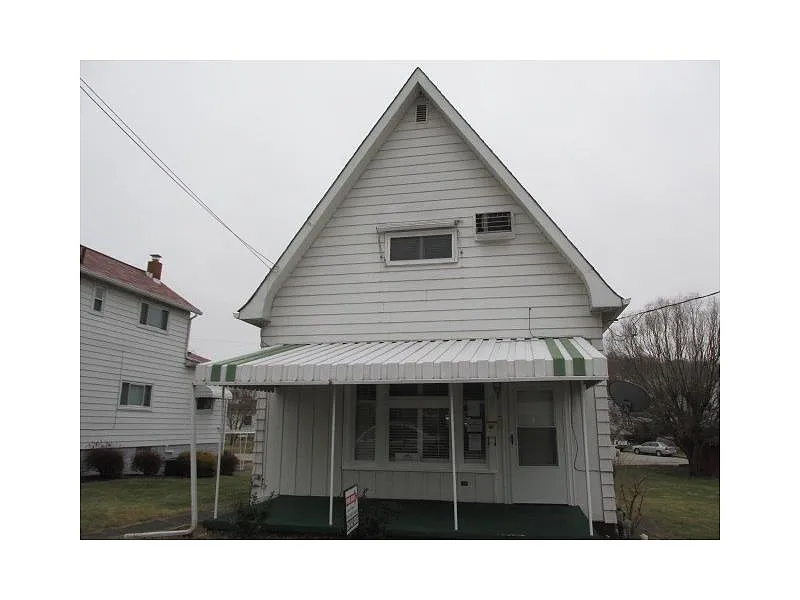 820 Speer St photo 1