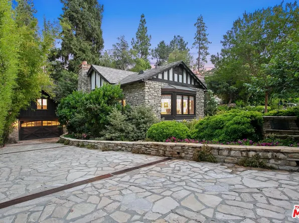 4880 Queen Florence Ln, Woodland Hills, CA 91364