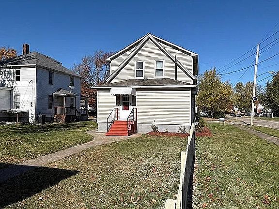4th image of 2444 E 32nd St