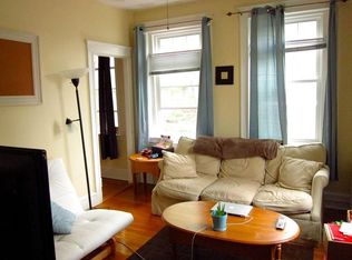 996 Chestnut St APT 3, Newton, MA 02464