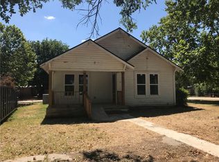 214 Hillcrest St, Hico, TX 76457