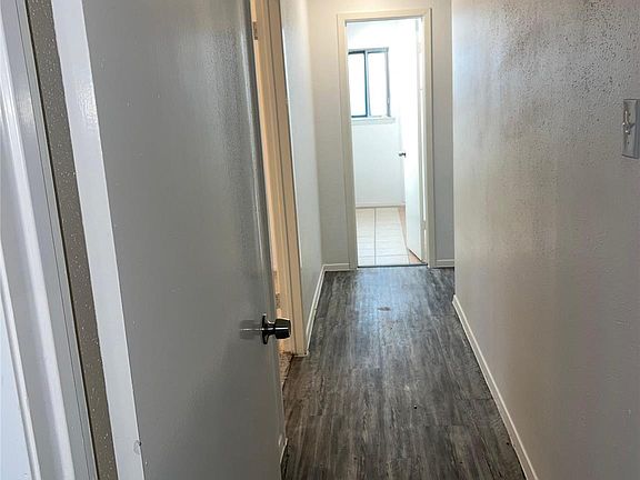 5th image of 1362 Ambrosden Ln