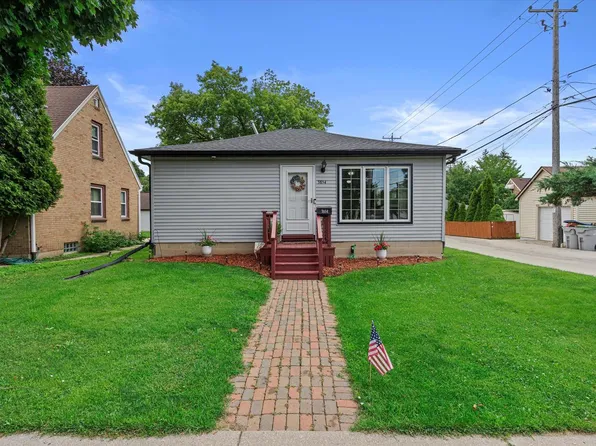 3854 South 17th STREET, Milwaukee, WI 53221