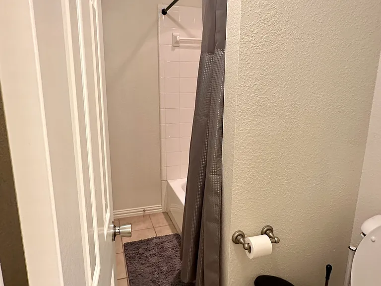 6514 Lake Forest Ln — Photo 13