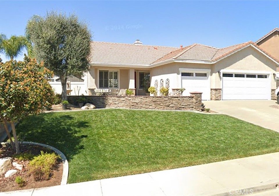 1st image of 40561 Angelica Dr