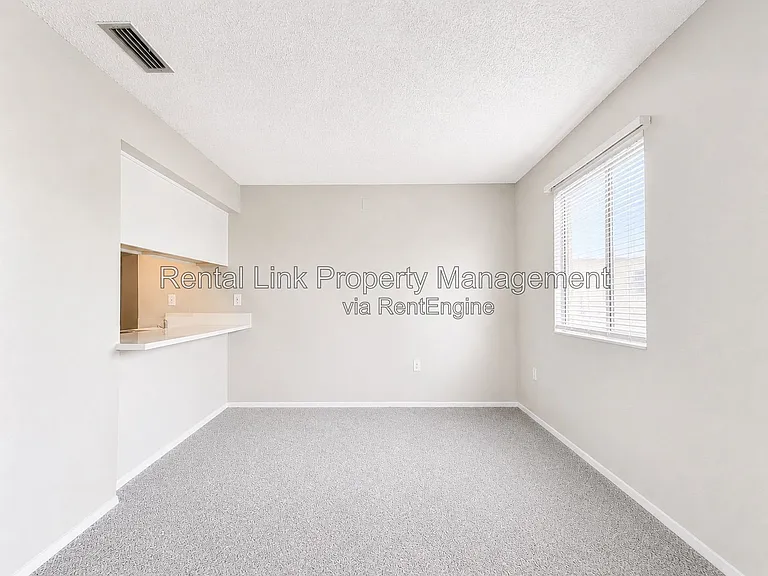 2709 Hidden Lake Blvd #C — Photo 10