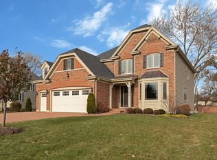 25W680 Prairie Ave, Wheaton, IL 60187