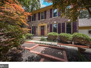 34 Chatham Dr, Voorhees, NJ 08043