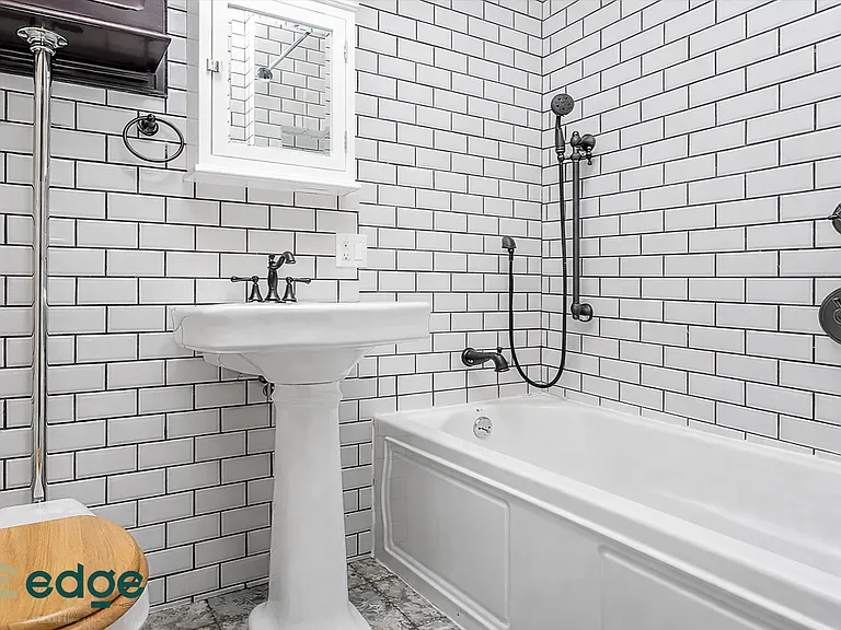 57 Grand St #2A — Photo 9