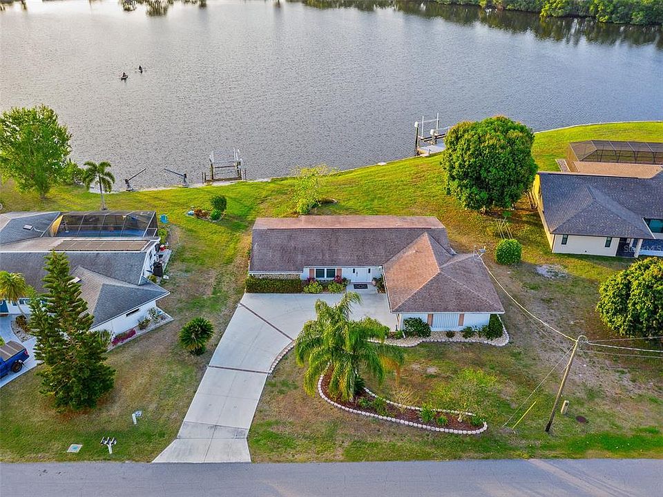 1st image of 233 E Tarpon Blvd NW