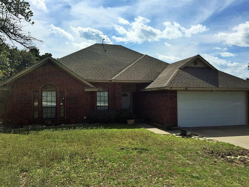 1st image of 205 Oakland Hills Dr