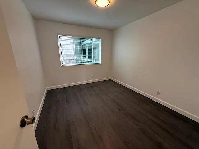 1071 Junipero Ave #301 — Photo 5