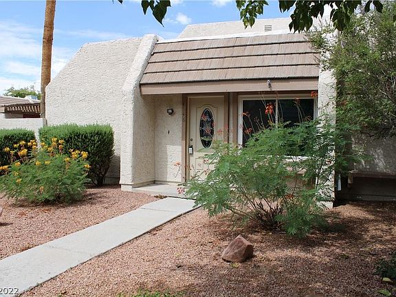 4th image of 4546 Brighton Dr