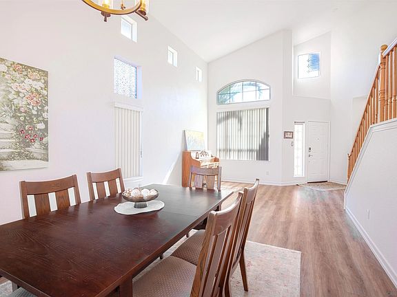 5th image of 594 Padrone Pl