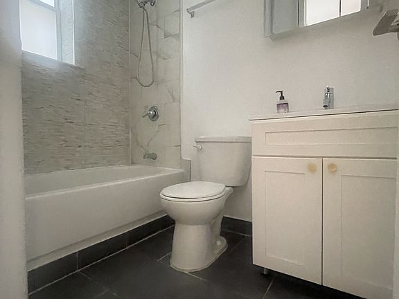 3rd image of 973 44th St APT 1A