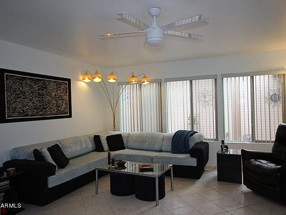 Spacious Great Room
