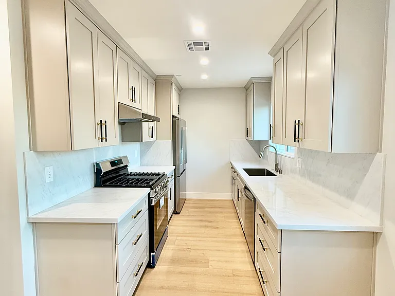5607 N Muscatel Ave #A — Photo 5