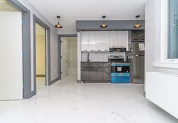 4th image of 1470 Eastern Pkwy #5C