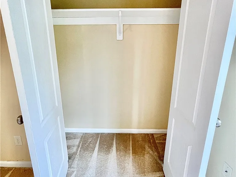 675 Omaha Dr — Photo 31