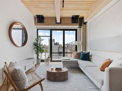 710 Metropolitan Ave APT 5B, Brooklyn, NY, 11211