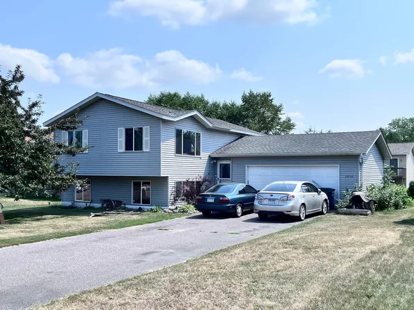 2810 Addison Ave, Brainerd, MN 56401
