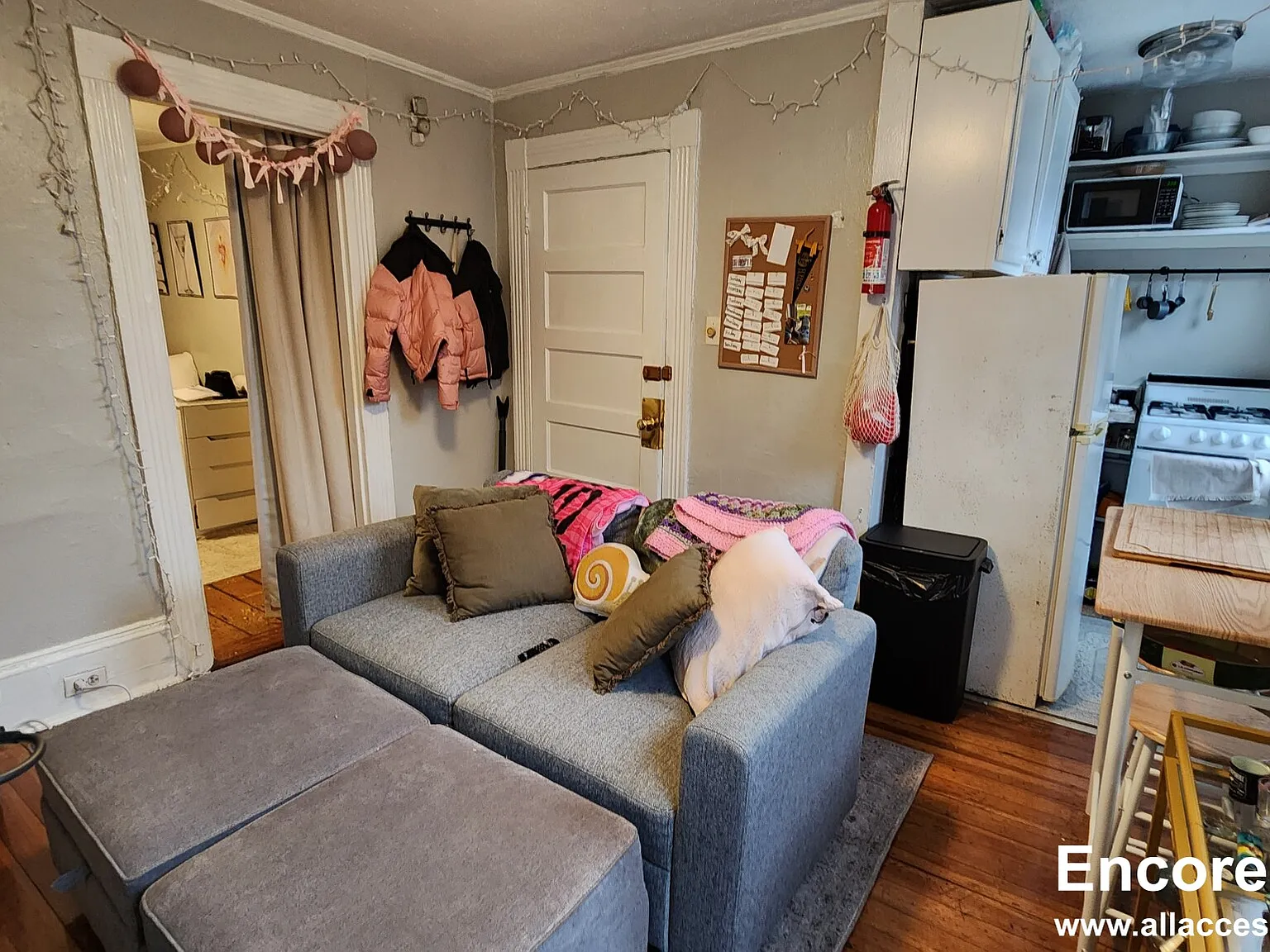 1 bed, $2,950 — Photo 3