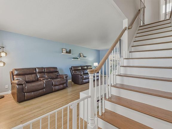 3rd image of 411 Grey Ghost Ave