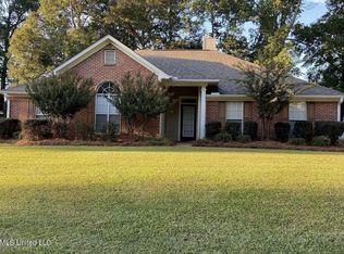 209 Moss Valley Cir, Brandon, MS 39042