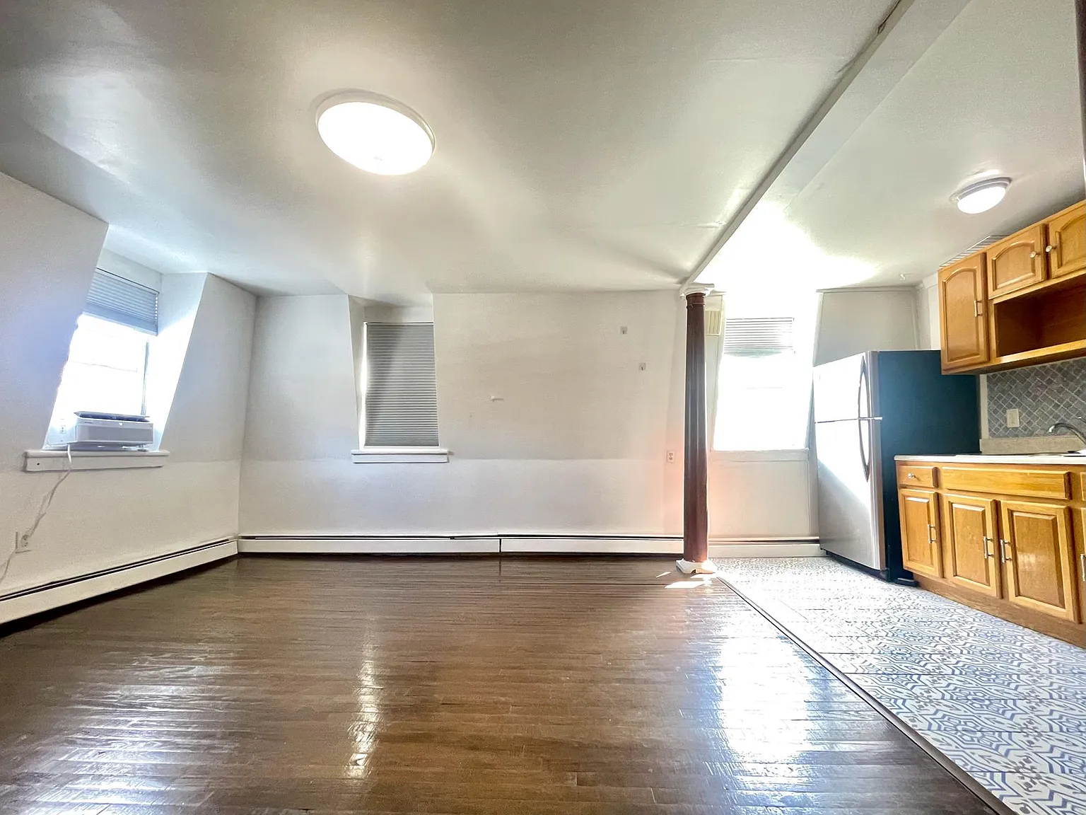 1 bed, 1.0 bath, 800 sqft, $2,350 — Photo 2