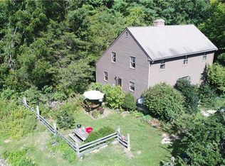 104 Thomas Rd, Ledyard, CT 06339