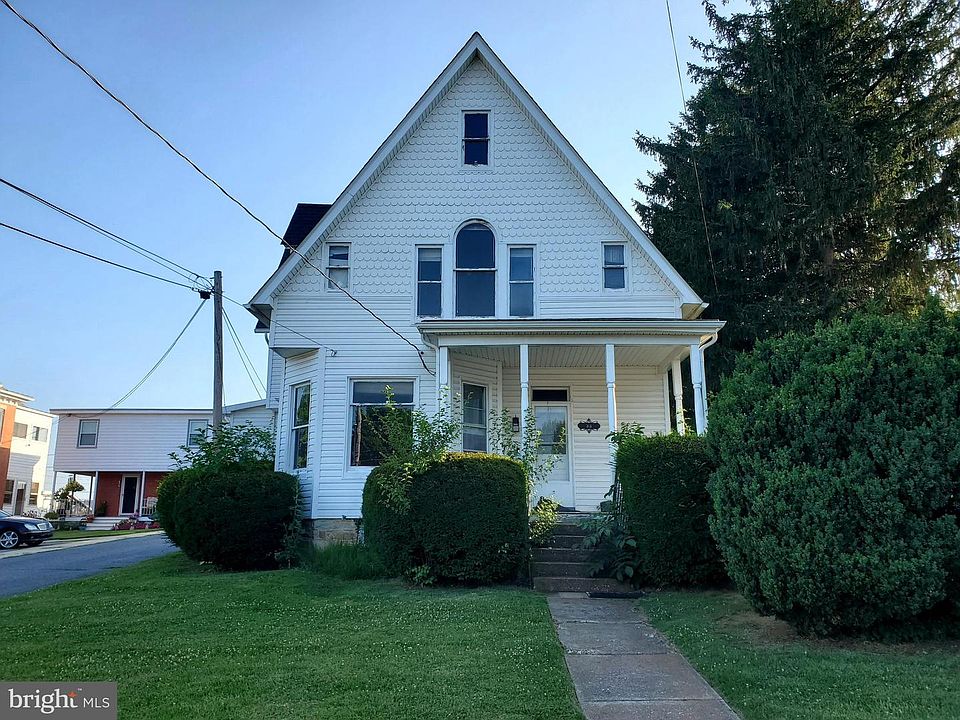 1st image of 33 E Main St