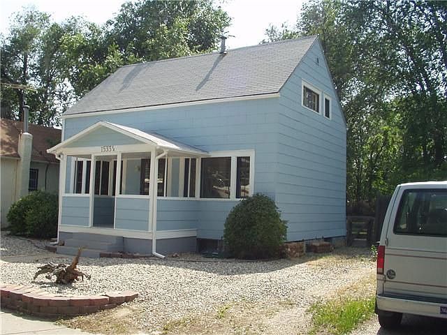 front, street view
