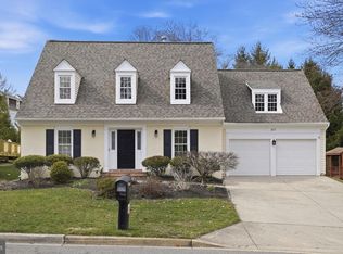 207 Upshire Cir, Gaithersburg, MD 20878