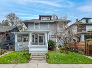 942 SE 16th Ave, Portland, OR 97214