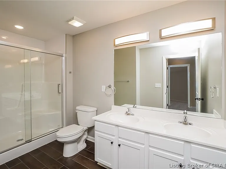 2072 S Sarah Dr — Photo 8