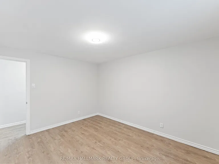 6876 Notre Dame St #B — Photo 22