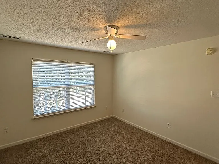2525 Baird Dr — Photo 14