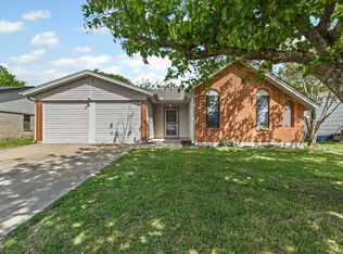 1420 Laurel Ln, Cleburne, TX 76033