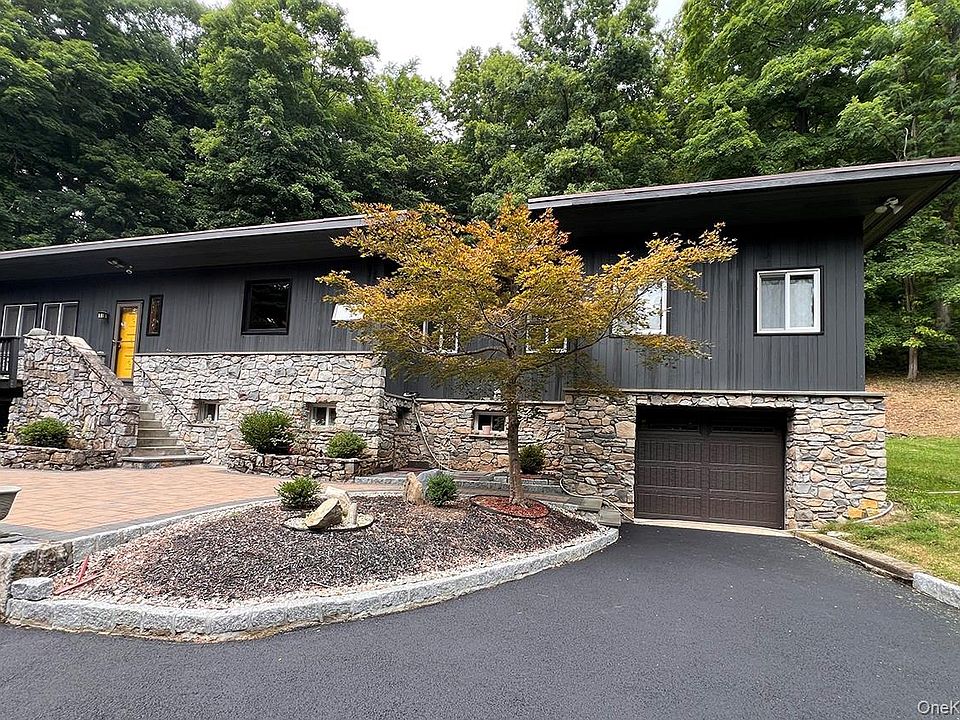 1st image of 16 Briar Hill Road