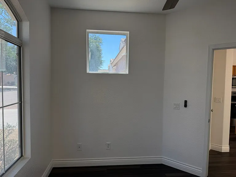 1140 E Catino St — Photo 4