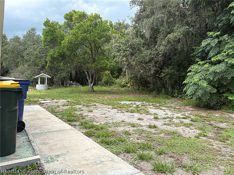 2537 N Priester Rd — Photo 18