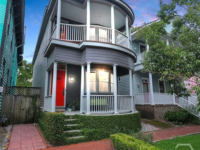 309 E Duffy St — Photo 1