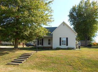 202 W Superior St, Murrayville, IL 62668