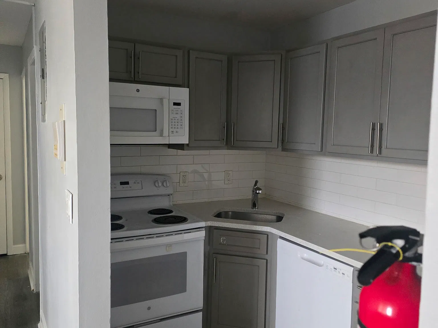1 bed, $1,695 — Photo 1
